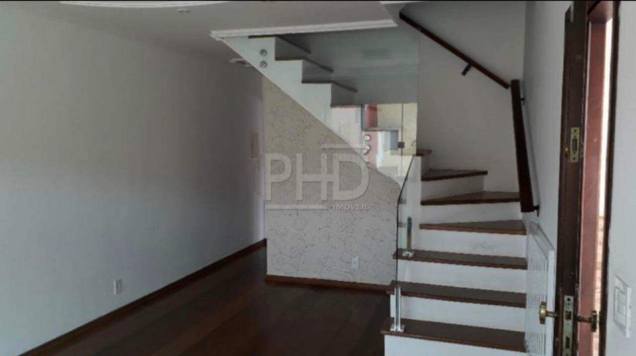 Casa para alugar com 3 quartos, 228m² - Foto 12