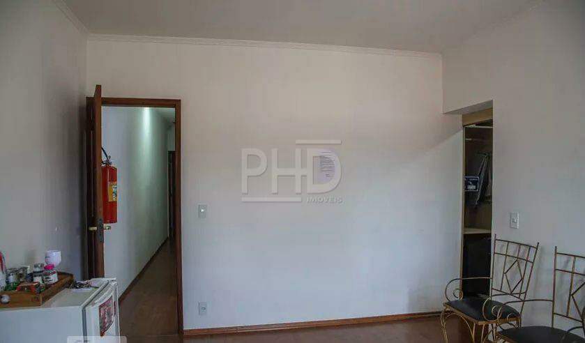 Casa para alugar com 3 quartos, 228m² - Foto 23