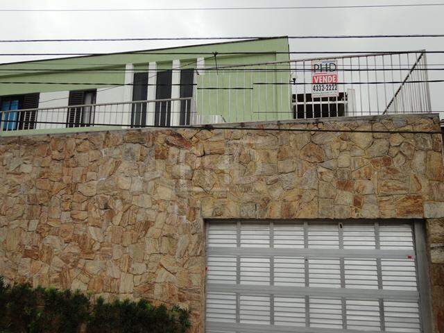 Sobrado à venda com 3 quartos, 257m² - Foto 1