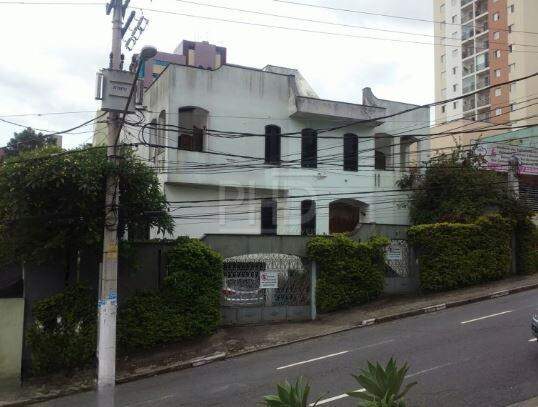 Sobrado à venda com 5 quartos, 550m² - Foto 1