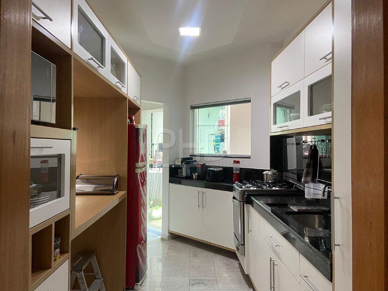 Apartamento à venda com 3 quartos, 156m² - Foto 14