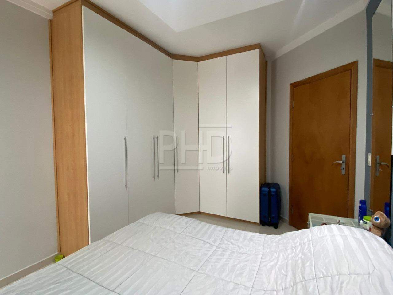 Apartamento à venda com 3 quartos, 156m² - Foto 8