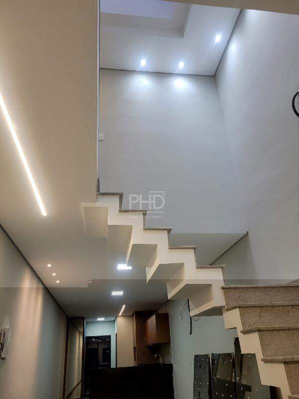 Sobrado à venda com 3 quartos, 145m² - Foto 3