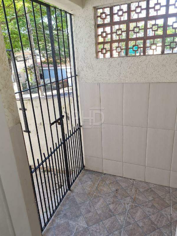 Sobrado à venda com 2 quartos, 86m² - Foto 15