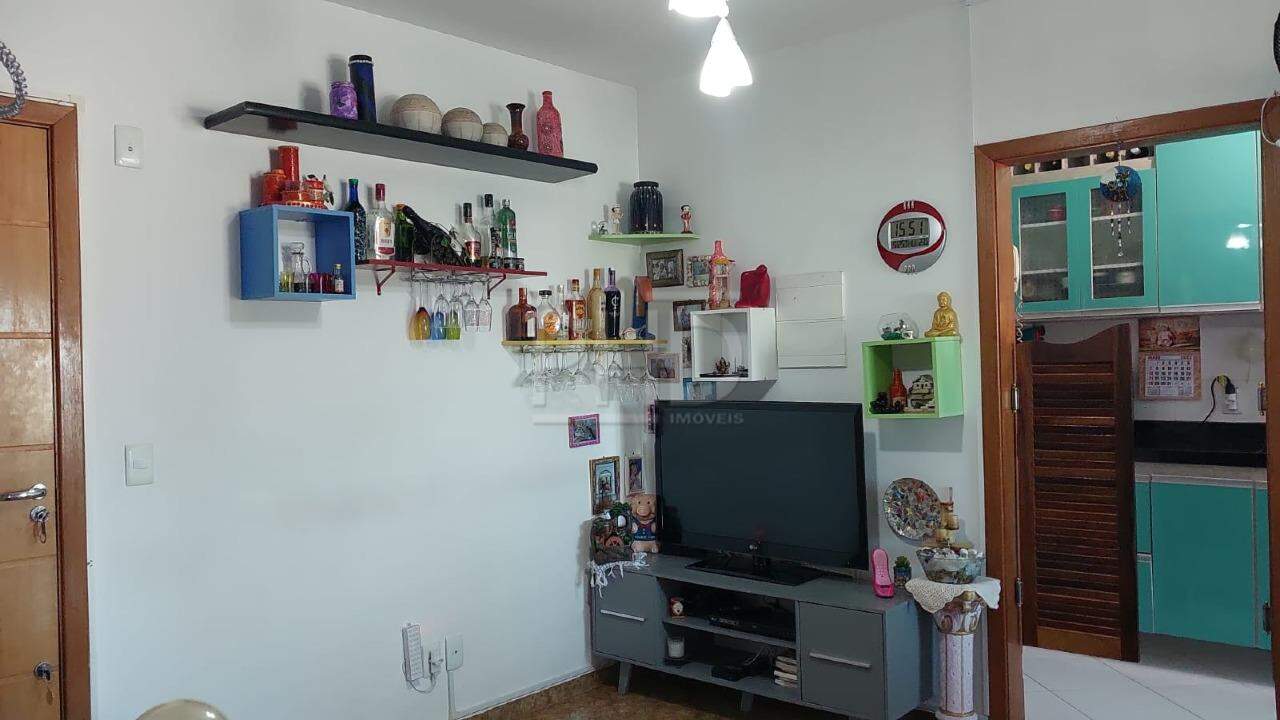 Apartamento à venda com 2 quartos, 69m² - Foto 5