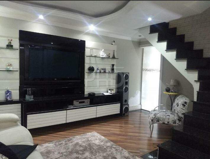 Sobrado à venda com 2 quartos, 270m² - Foto 1