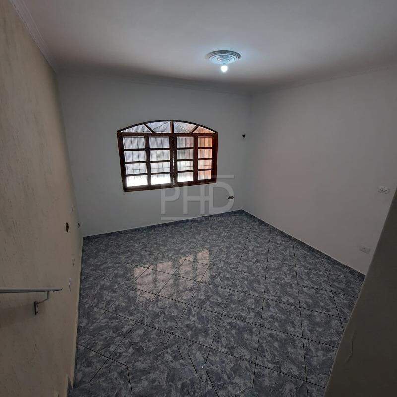 Sobrado à venda com 2 quartos, 173m² - Foto 2