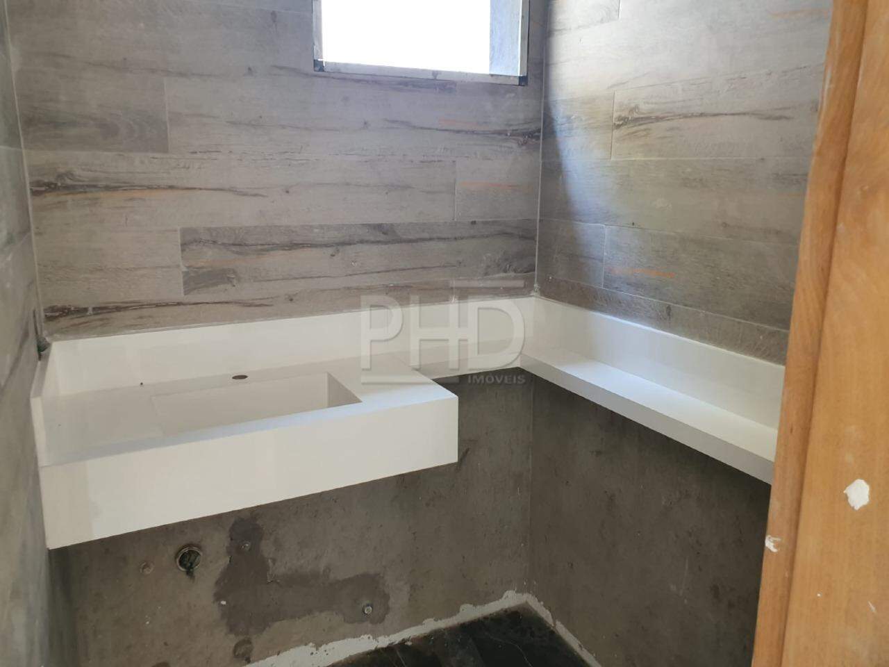 Casa à venda com 2 quartos, 90m² - Foto 12