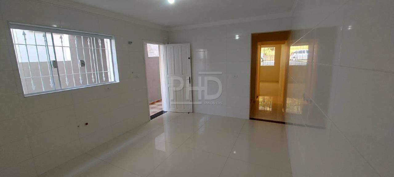 Sobrado à venda com 2 quartos, 187m² - Foto 2