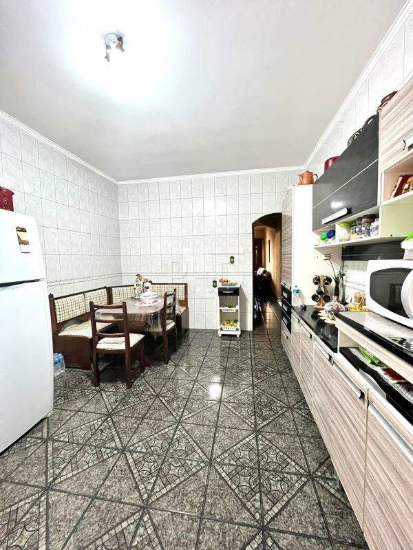 Sobrado à venda com 3 quartos, 178m² - Foto 12