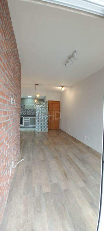 Apartamento para alugar com 2 quartos, 62m² - Foto 3