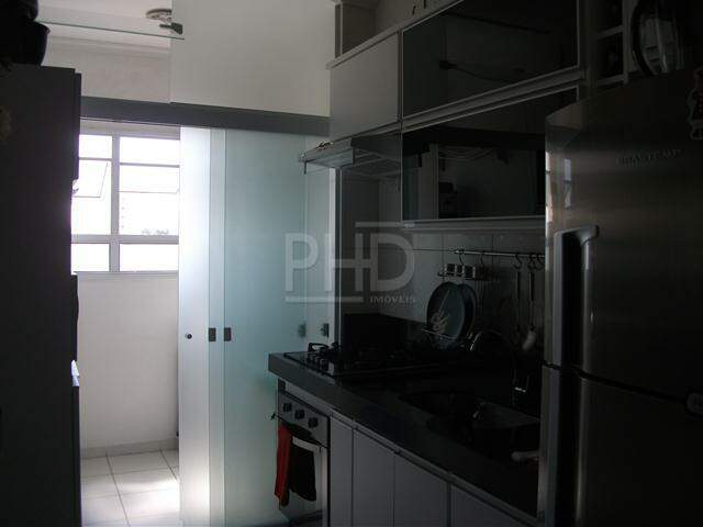 Apartamento à venda com 2 quartos, 60m² - Foto 8