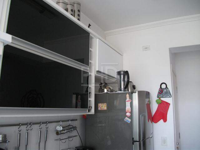 Apartamento à venda com 2 quartos, 60m² - Foto 9