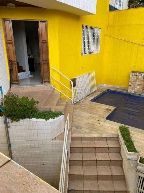 Sobrado à venda com 3 quartos, 345m² - Foto 1