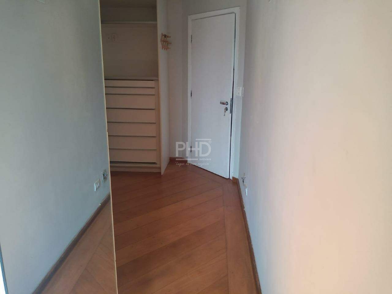 Apartamento à venda com 3 quartos, 135m² - Foto 15