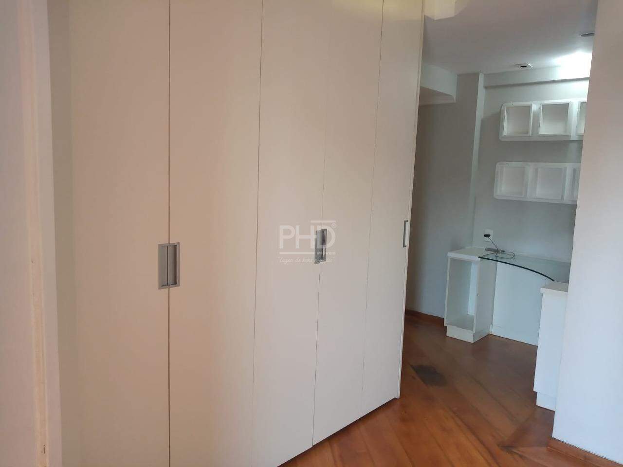 Apartamento à venda com 3 quartos, 135m² - Foto 30