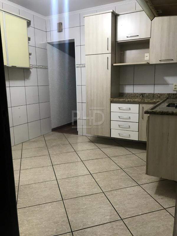 Sobrado à venda com 2 quartos, 109m² - Foto 4