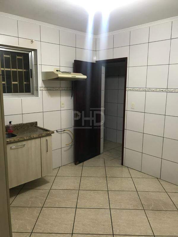 Sobrado à venda com 2 quartos, 109m² - Foto 3