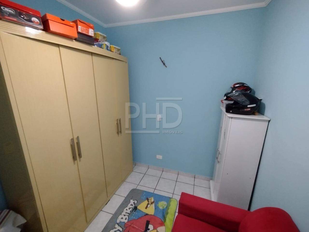 Casa à venda com 3 quartos, 210m² - Foto 8