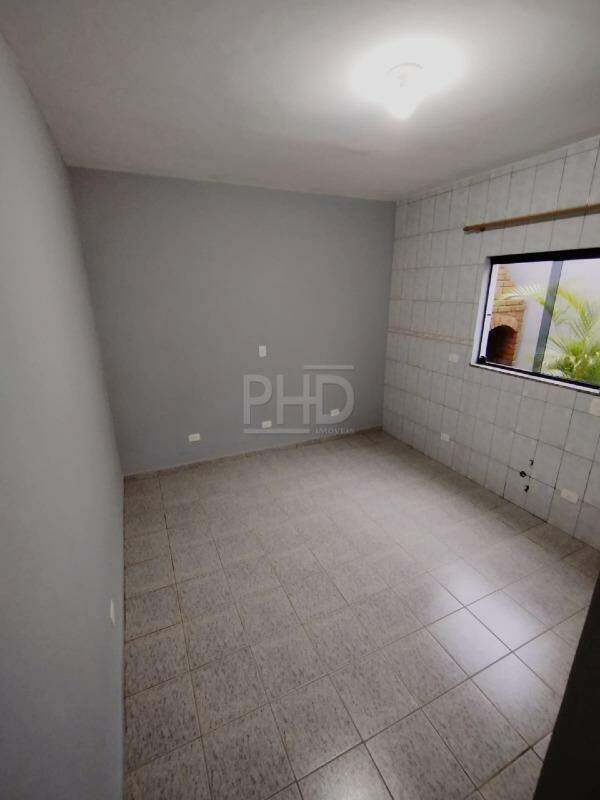 Casa à venda com 3 quartos, 210m² - Foto 24