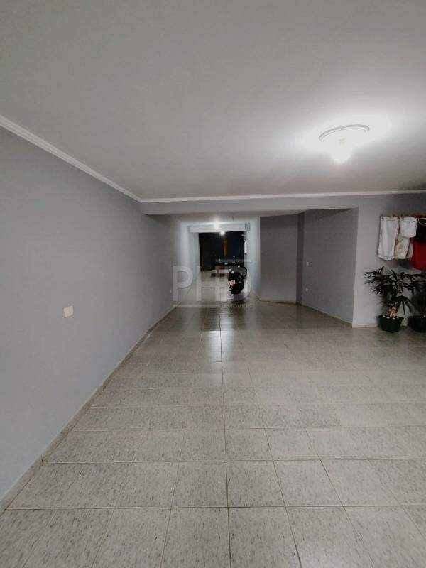 Casa à venda com 3 quartos, 210m² - Foto 23