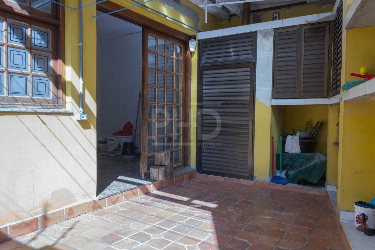 Sobrado à venda com 6 quartos, 298m² - Foto 50