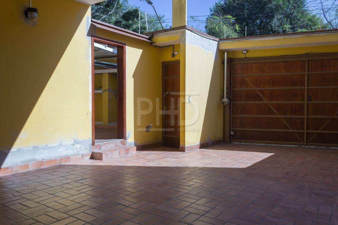 Sobrado à venda com 6 quartos, 298m² - Foto 57