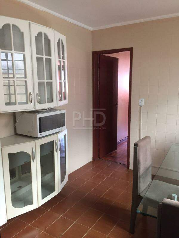 Casa para alugar com 5 quartos, 166m² - Foto 4