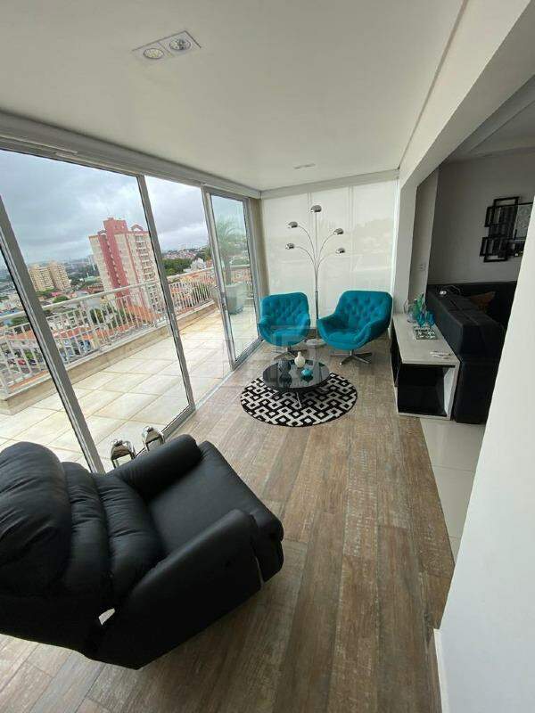 Cobertura à venda com 3 quartos, 250m² - Foto 10