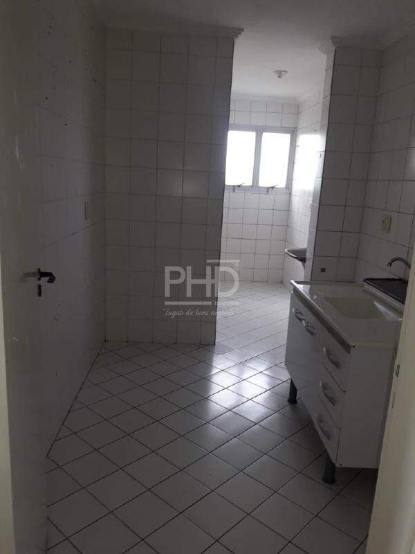 Apartamento à venda com 3 quartos, 69m² - Foto 7