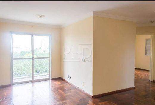 Apartamento à venda com 3 quartos, 69m² - Foto 2