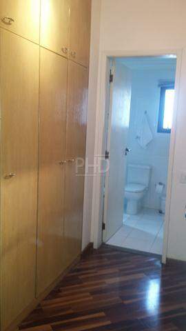 Apartamento à venda com 3 quartos, 153m² - Foto 13