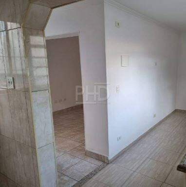 Sobrado à venda com 3 quartos, 210m² - Foto 2