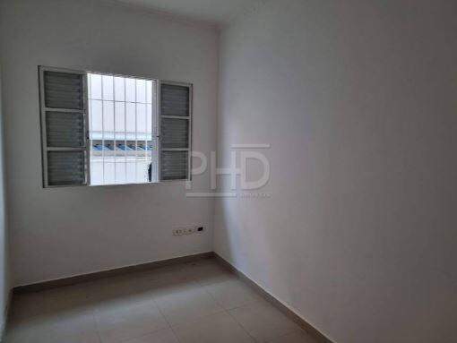 Sobrado à venda com 3 quartos, 210m² - Foto 4