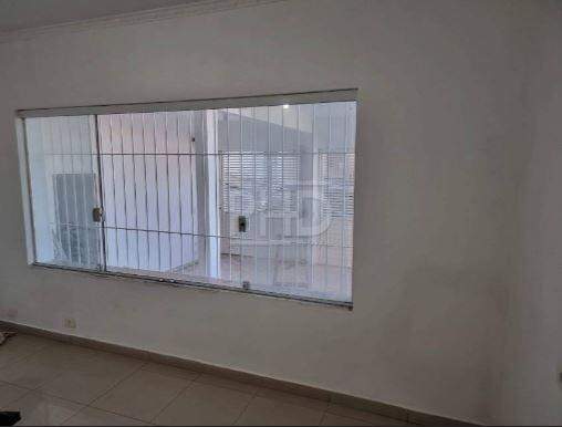 Sobrado à venda com 3 quartos, 210m² - Foto 1