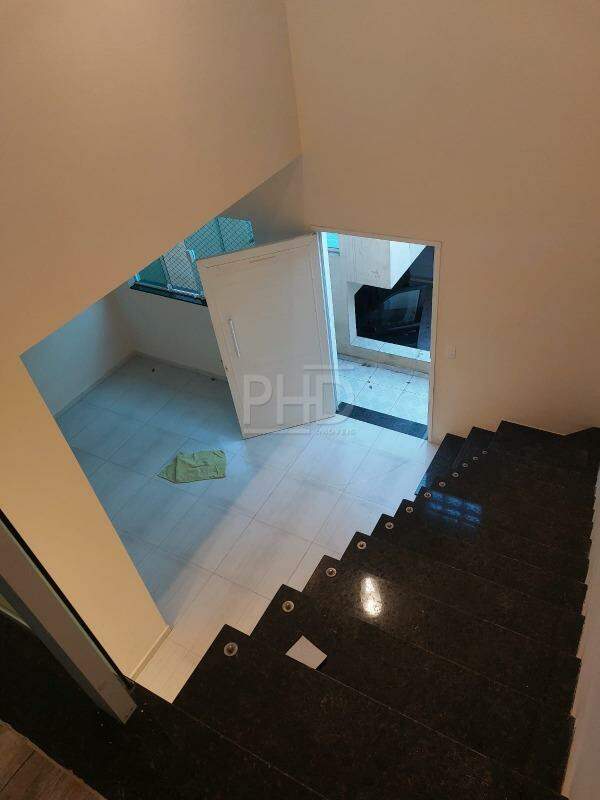 Sobrado à venda com 3 quartos, 208m² - Foto 6