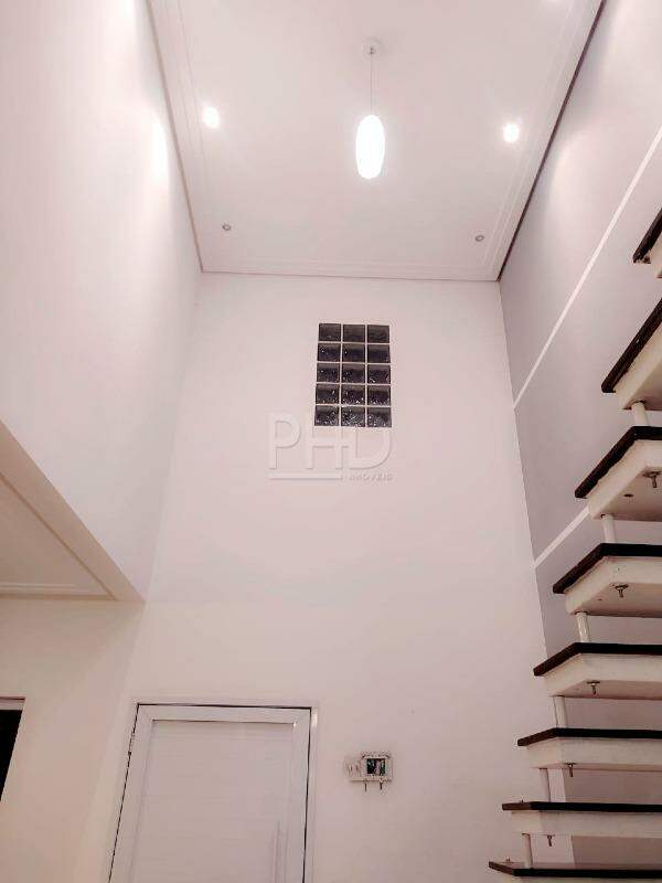 Sobrado à venda com 3 quartos, 208m² - Foto 9