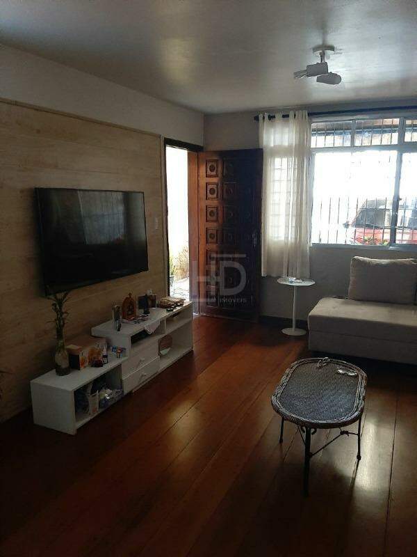 Sobrado à venda com 3 quartos, 186m² - Foto 2