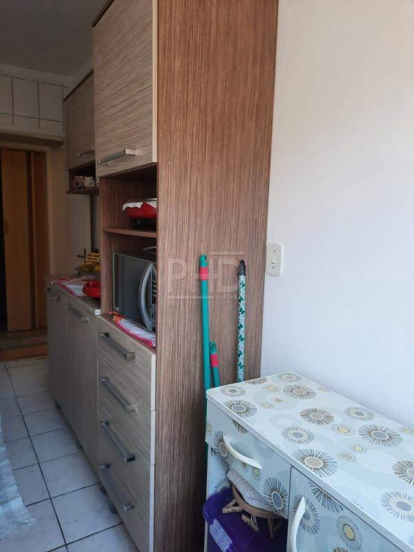 Apartamento à venda com 1 quarto, 41m² - Foto 7