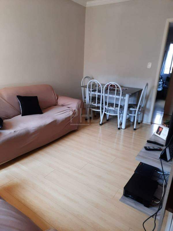 Apartamento à venda com 1 quarto, 41m² - Foto 2