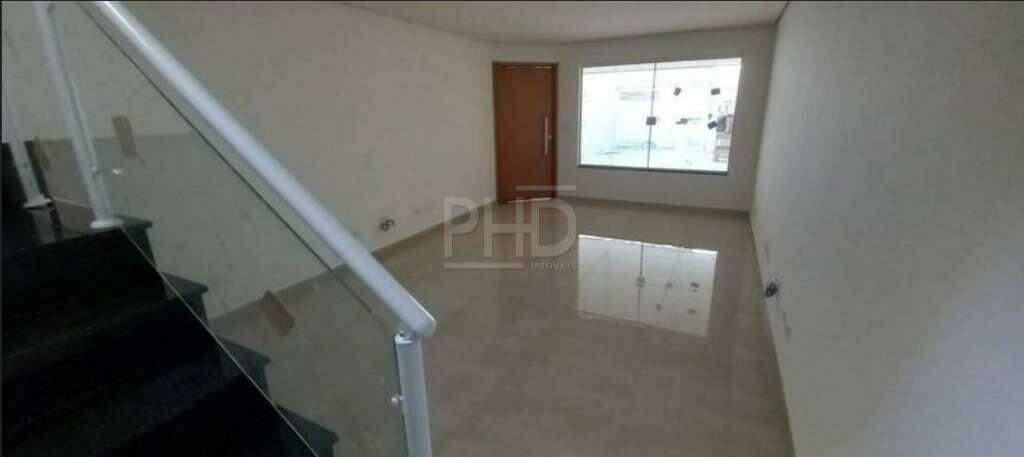 Sobrado à venda com 3 quartos, 199m² - Foto 1