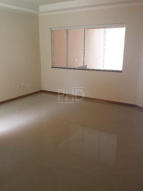 Sobrado à venda com 3 quartos, 130m² - Foto 2