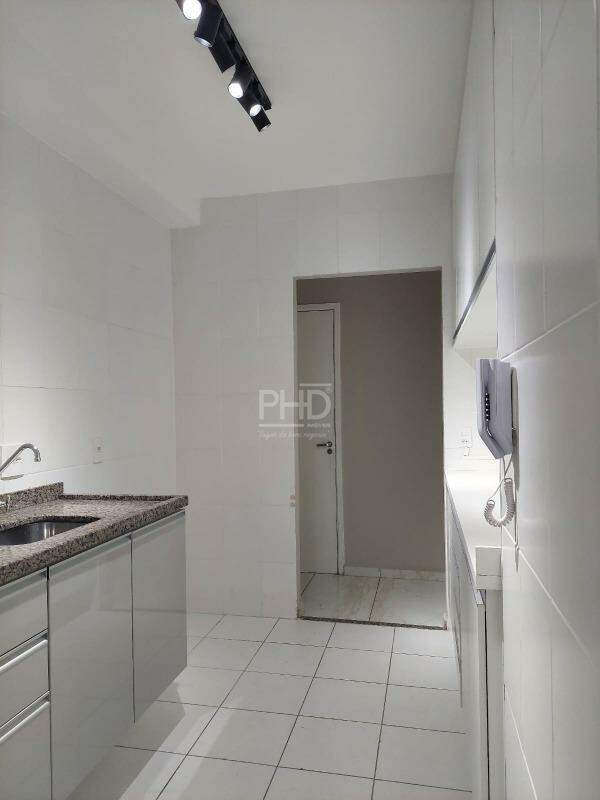 Apartamento à venda com 3 quartos, 90m² - Foto 9