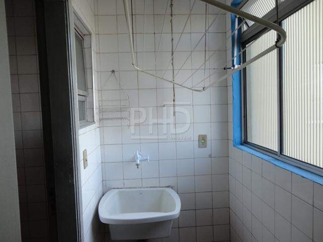 Apartamento à venda com 2 quartos, 65m² - Foto 11