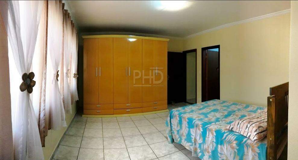 Sobrado para alugar com 3 quartos, 407m² - Foto 1