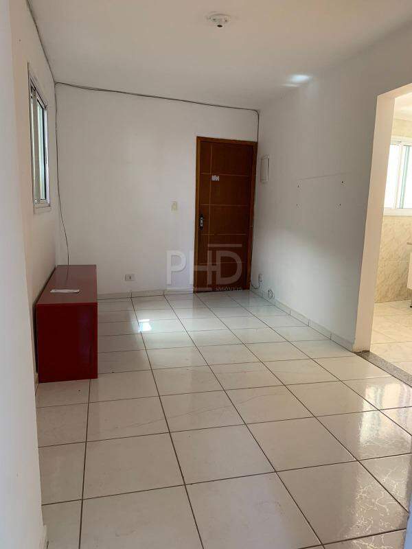 Apartamento à venda com 2 quartos, 44m² - Foto 2