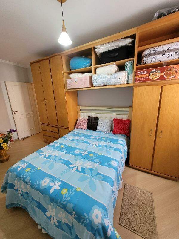 Apartamento à venda com 3 quartos, 114m² - Foto 11