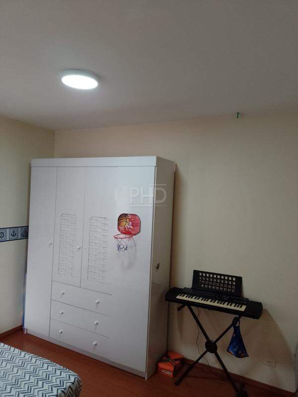 Sobrado à venda com 3 quartos, 225m² - Foto 20