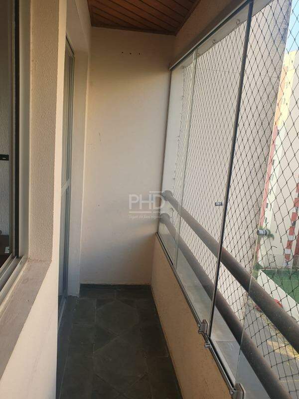 Apartamento à venda com 3 quartos, 70m² - Foto 4