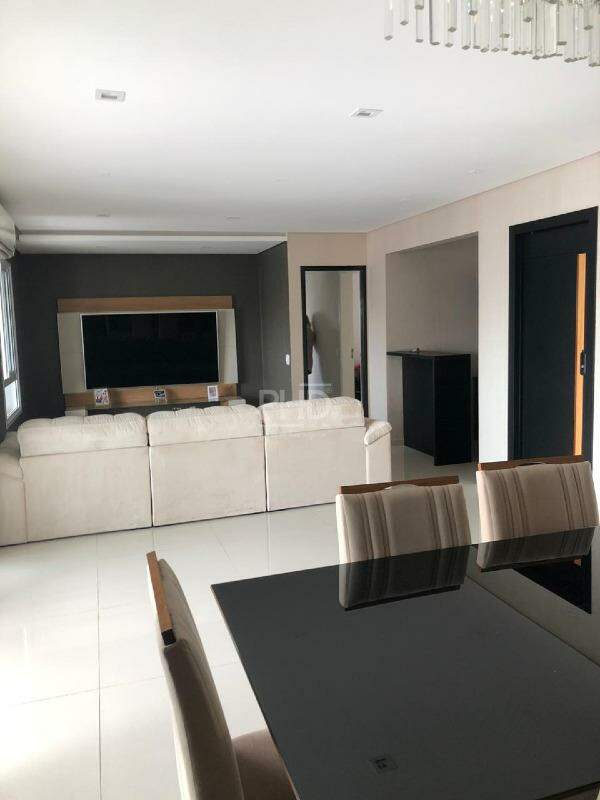 Apartamento à venda com 3 quartos, 155m² - Foto 1